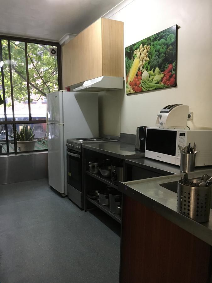 Hyde Park Backpackers Hostel ซิดนีย์ ภายนอก รูปภาพ